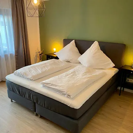 Landgasthaus Loewen Mit Gaestehaus Pensionat