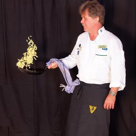 Pensionat Landgasthaus Loewen Mit Gaestehaus